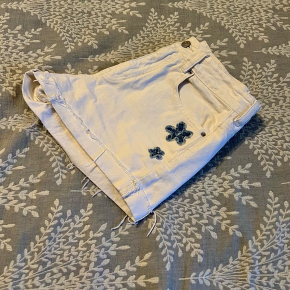 PacSun White Floral Mom Shorts Size 26 - Picture 5 of 7